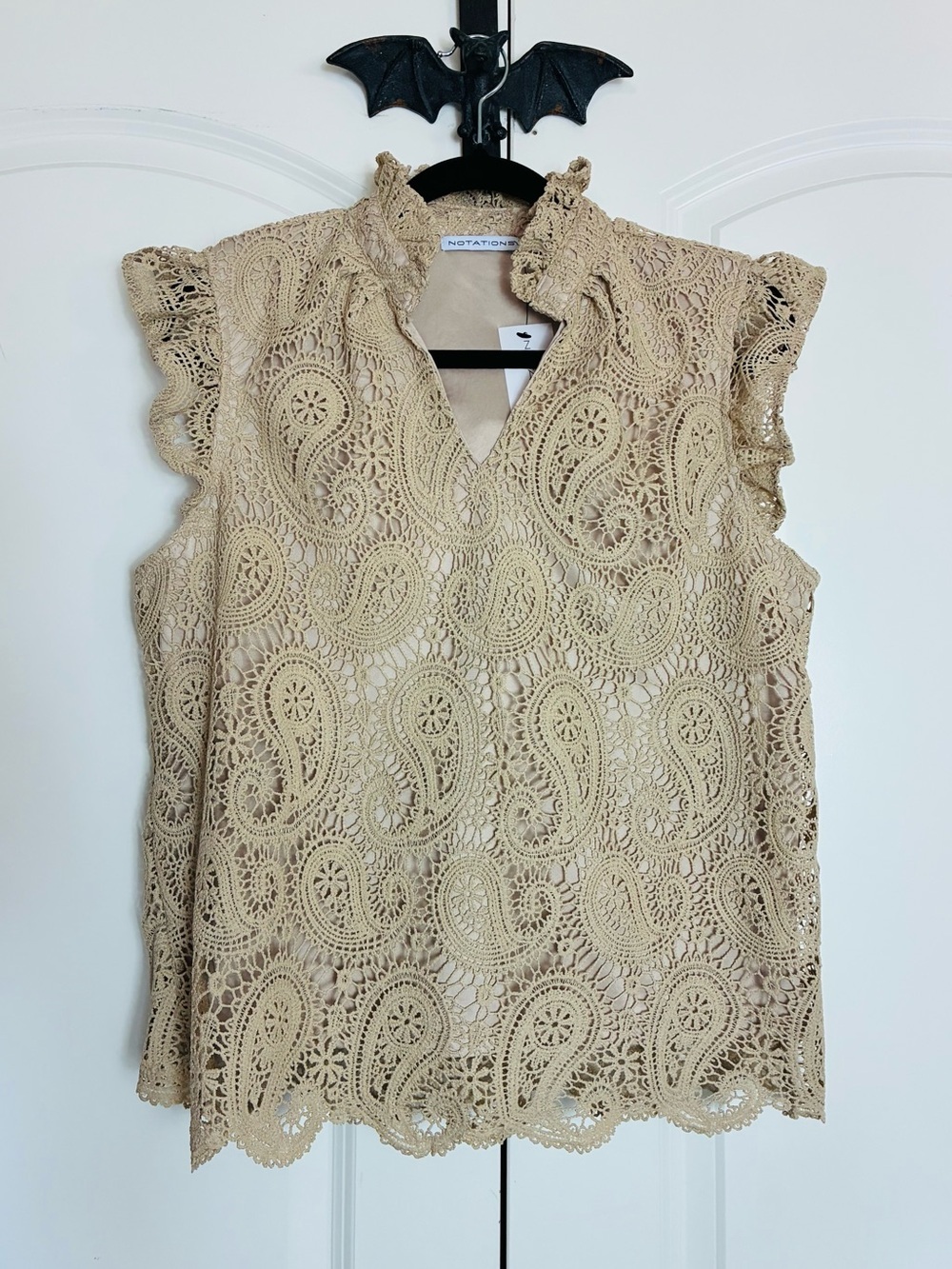 Vintage Inspired Notations Taupe Crochet Lace V-Neck Sleeveless Top NWT size L